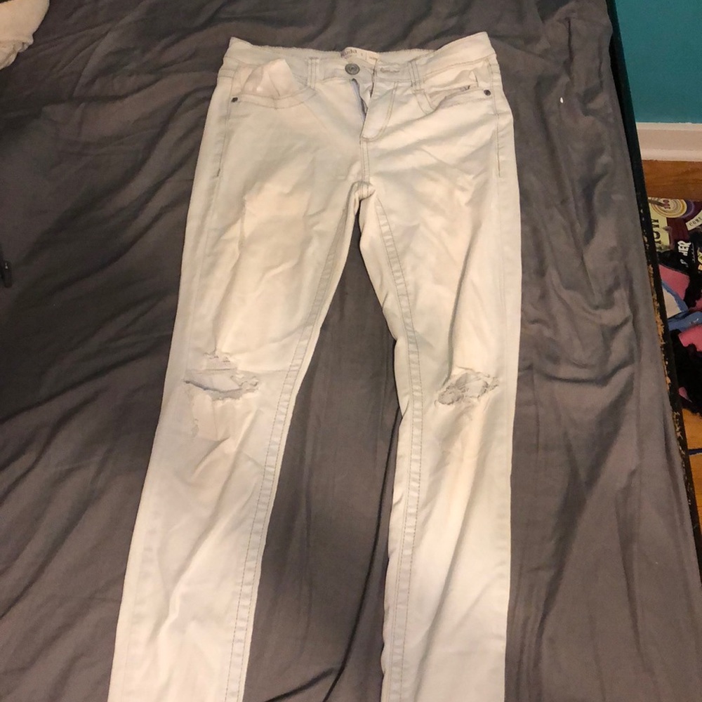 Super light wash skinny jeans